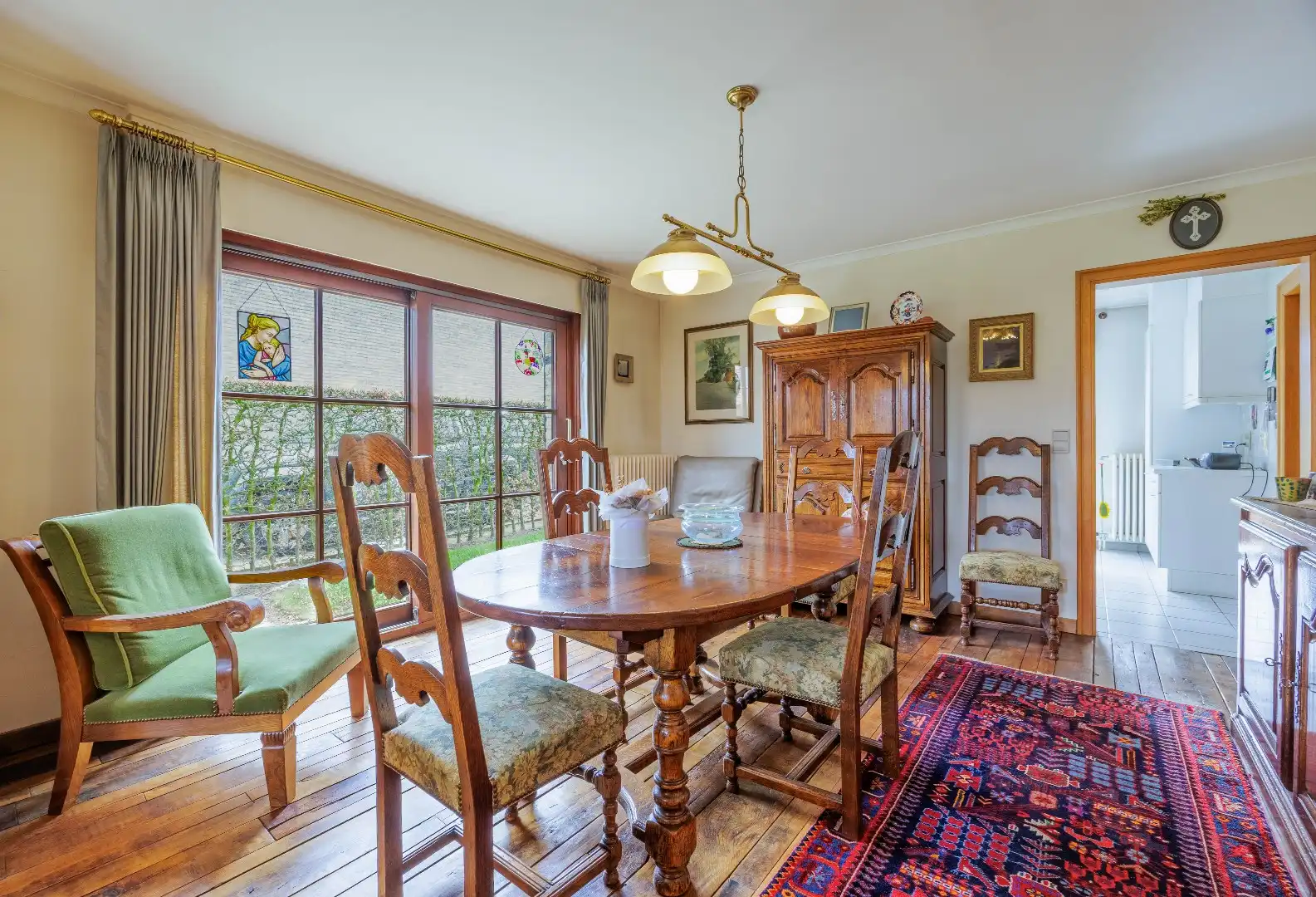 Charmante en solide villa met zonnige tuin in het hart van Zwevezele foto 11