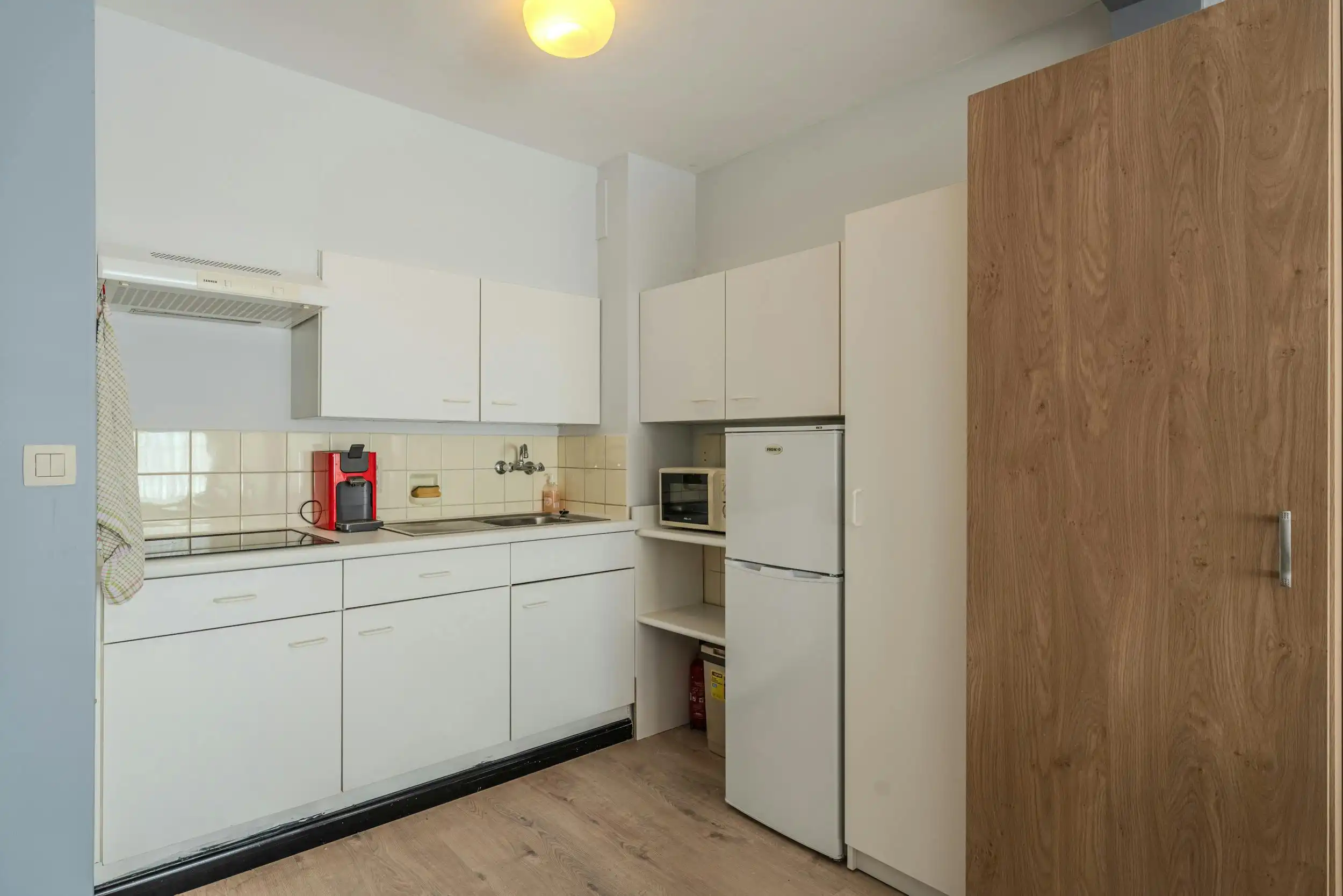 Zonnige studio te koop in het centrum van Middelkerke! foto 6