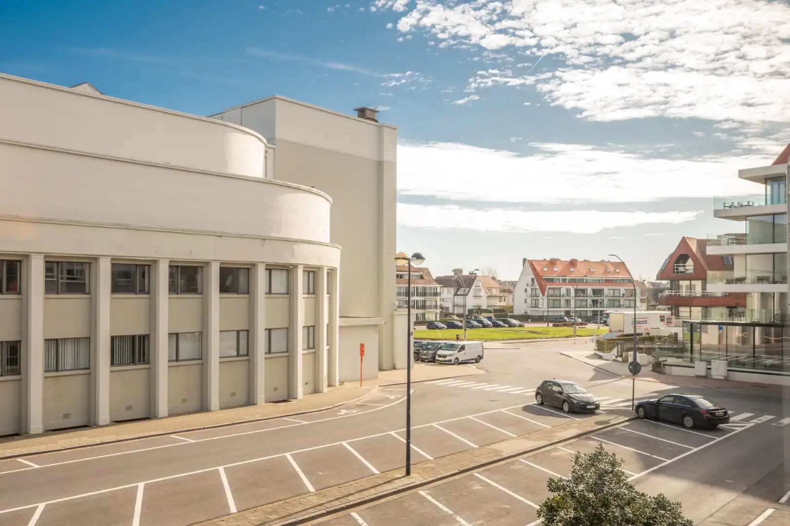 Te renoveren appartement met 3 slaapkamers op uitzonderlijke ligging vlakbij het Casino. foto 18