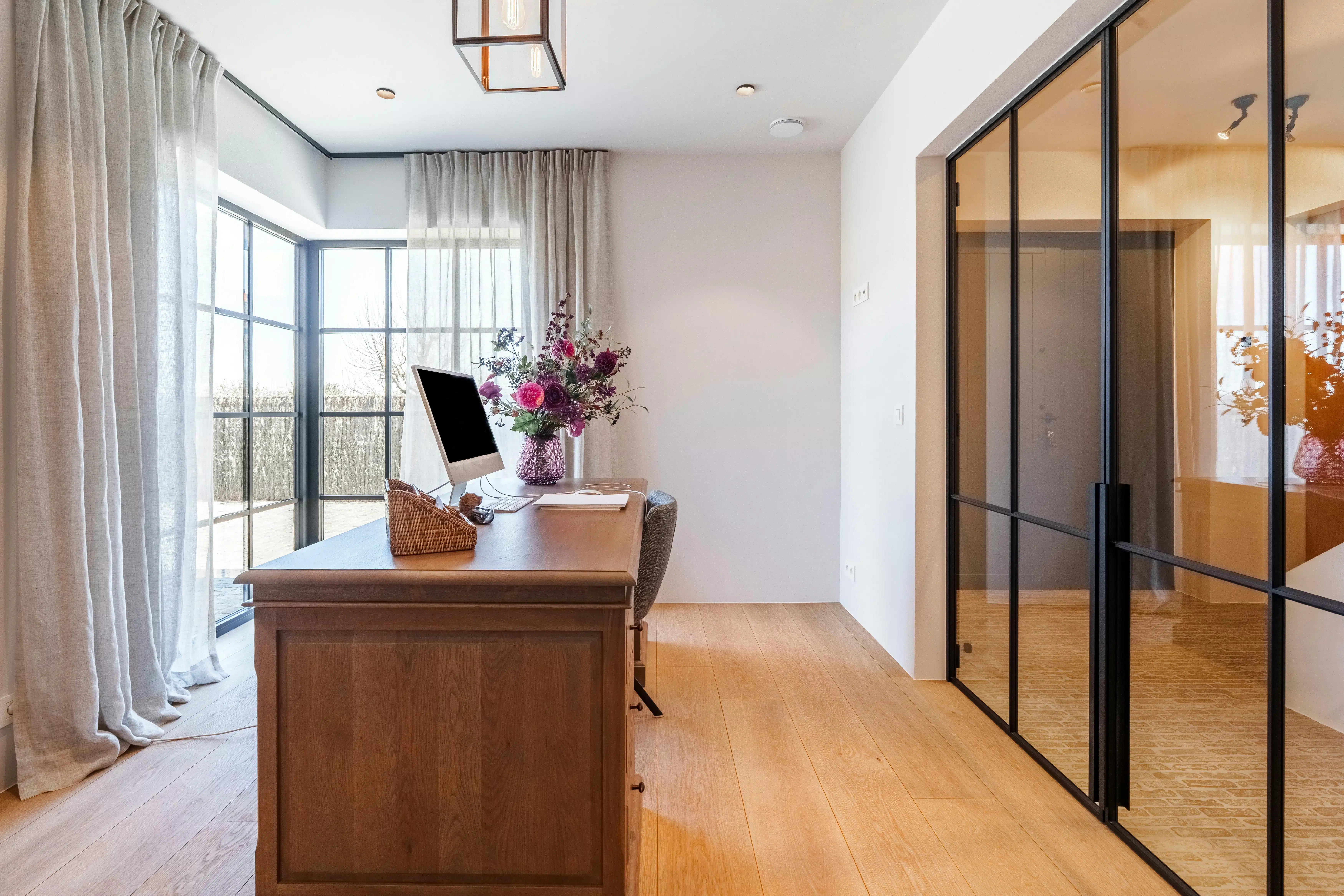 Exclusief Wonen: moderne, landelijke villa met mooi uitzicht foto 6