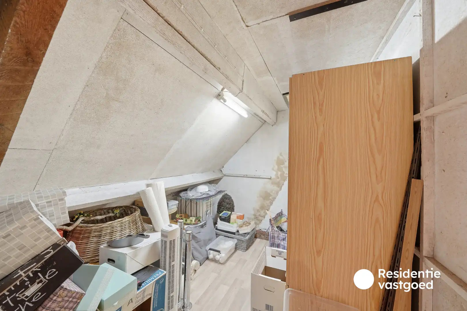 Gezellige woning met diepe tuin en 3 kamers nabij centrum Oudenburg foto 9