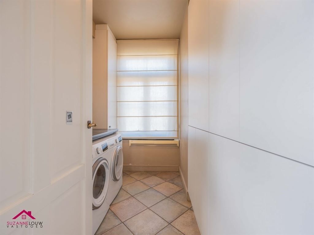 Landelijke villawoning met dubbele vrijstaande garage foto 35