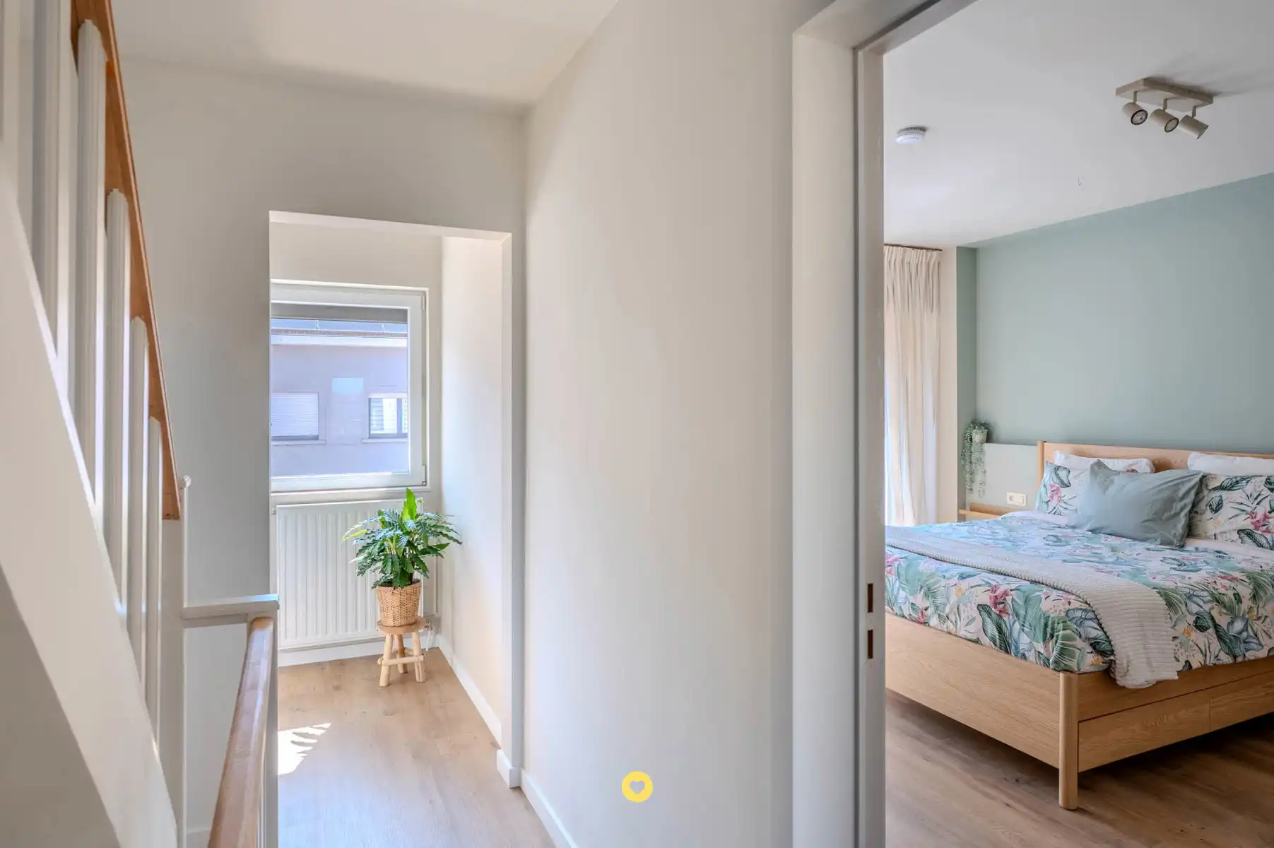 Gerenoveerde woning met 4 SLK's  en tuin met zwembad (EPC A) foto 14