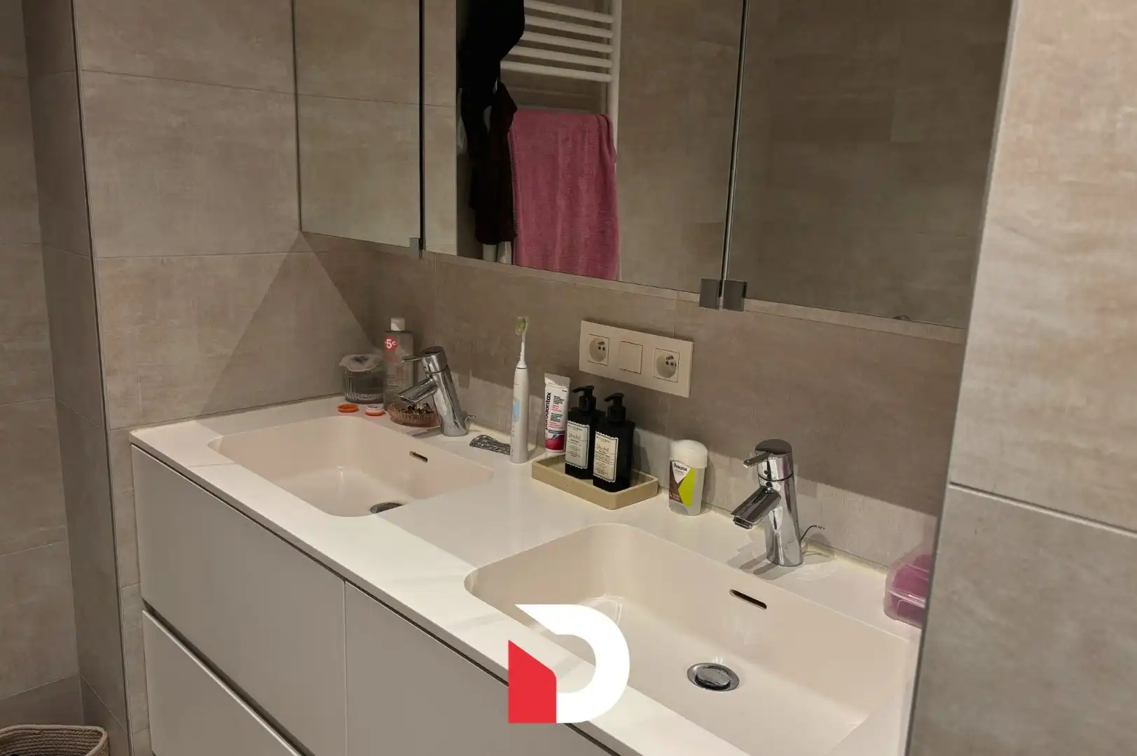 Gezellige woning in een kleinschalig woonproject te Sint-Andries foto 9