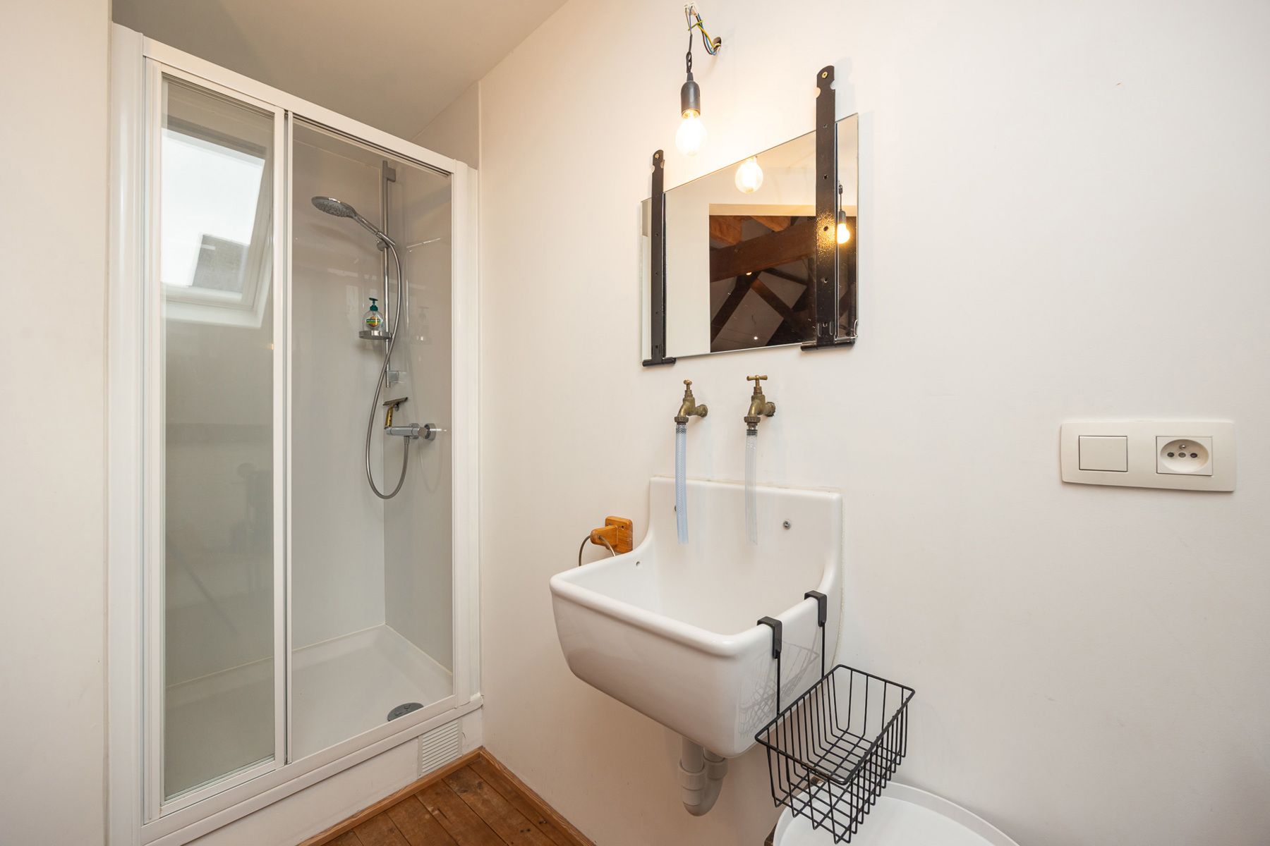 Volledig PAKHUIS in hartje Antwerpen met eindeloos potentieel! foto 21