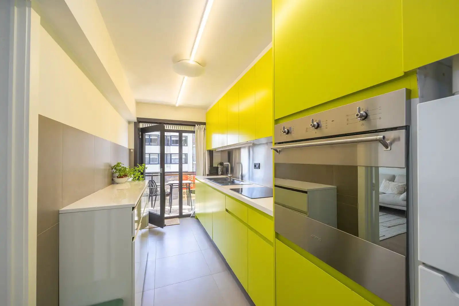 Subliem appartement met 2 slpk op topligging foto 6