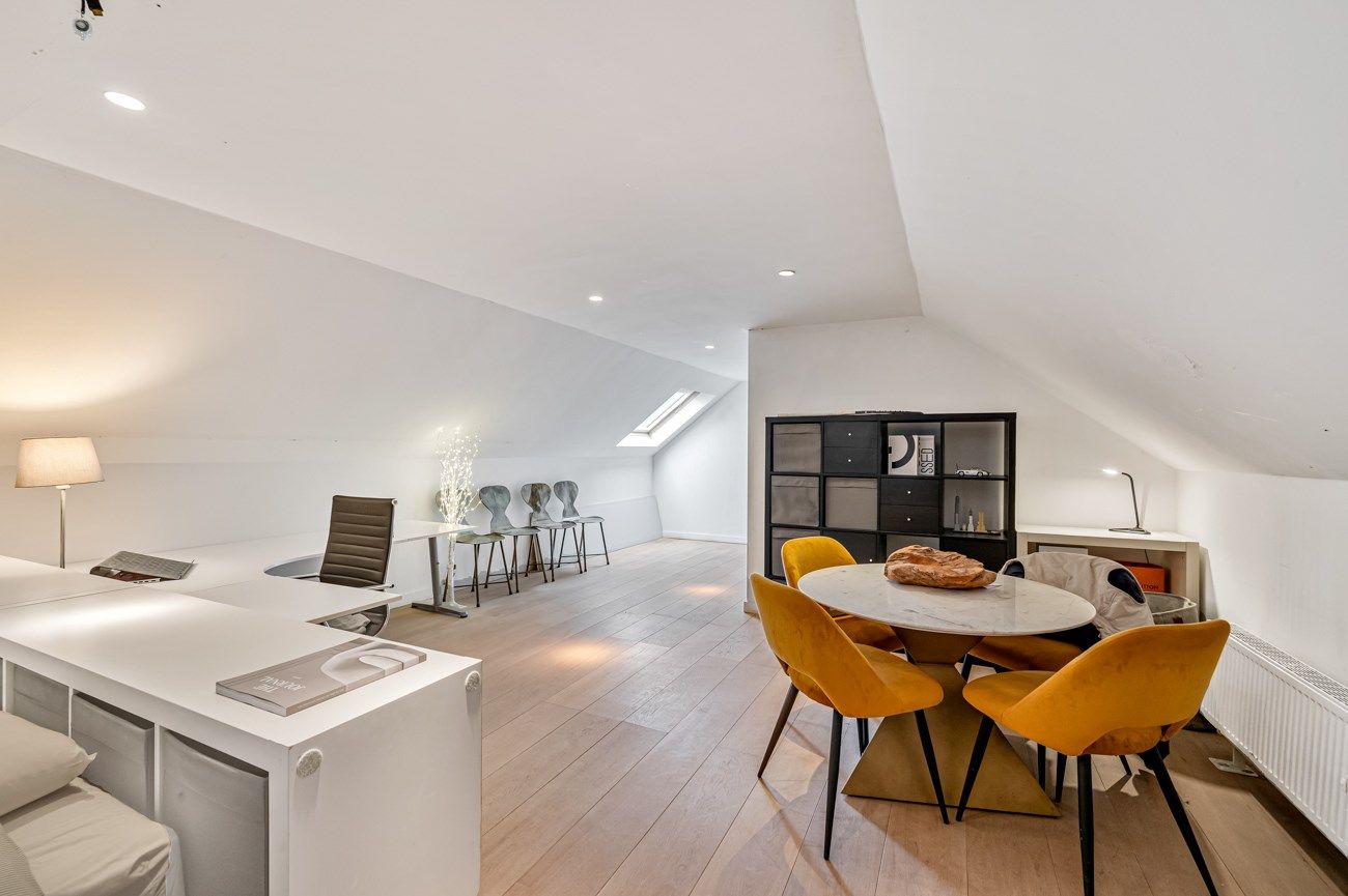 Exclusieve, ruime, instapklare villa in een doodlopende straat foto 19