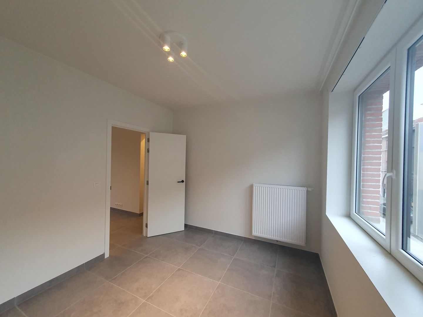 Instapklaar appartement met modern dakterras op de 1ste verdieping foto 7