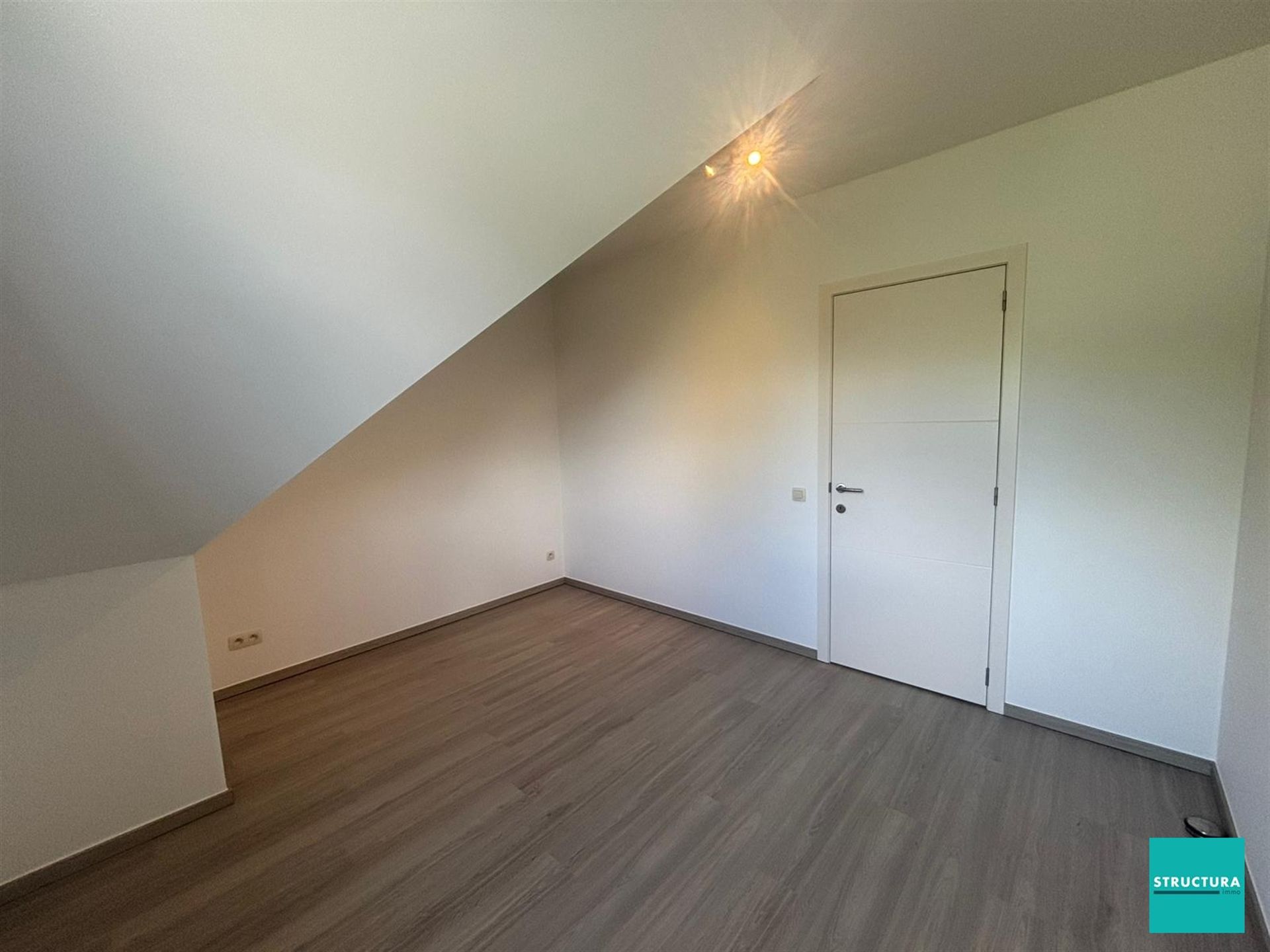 Energiezuinig appartement omgeven door groen valkbij het centrum! foto 12