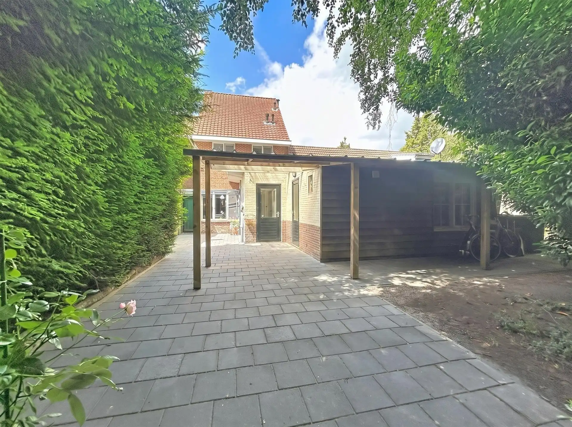 instapklare gezinswoning met 3 slaapkamers en half open karakter op perceel van 1520m² foto 23
