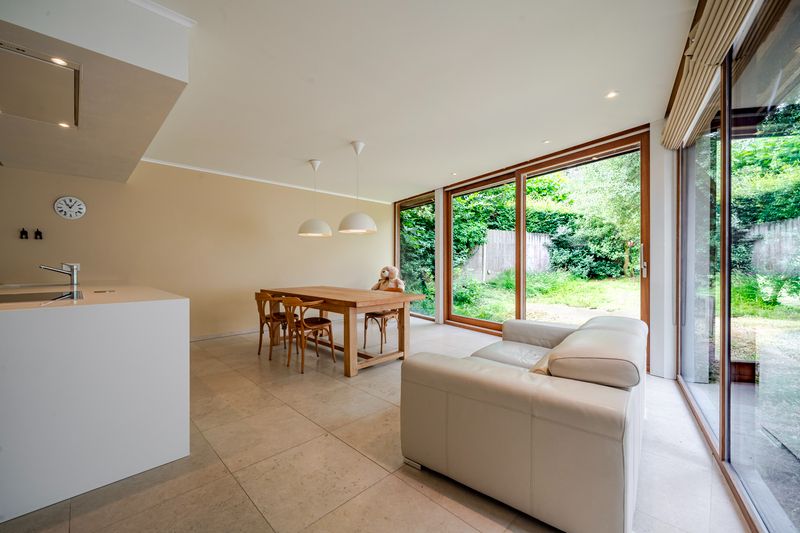 Centrum Roeselare - Ruime energiezuinige woning met 5 slpk met tuin (431m²) foto 3