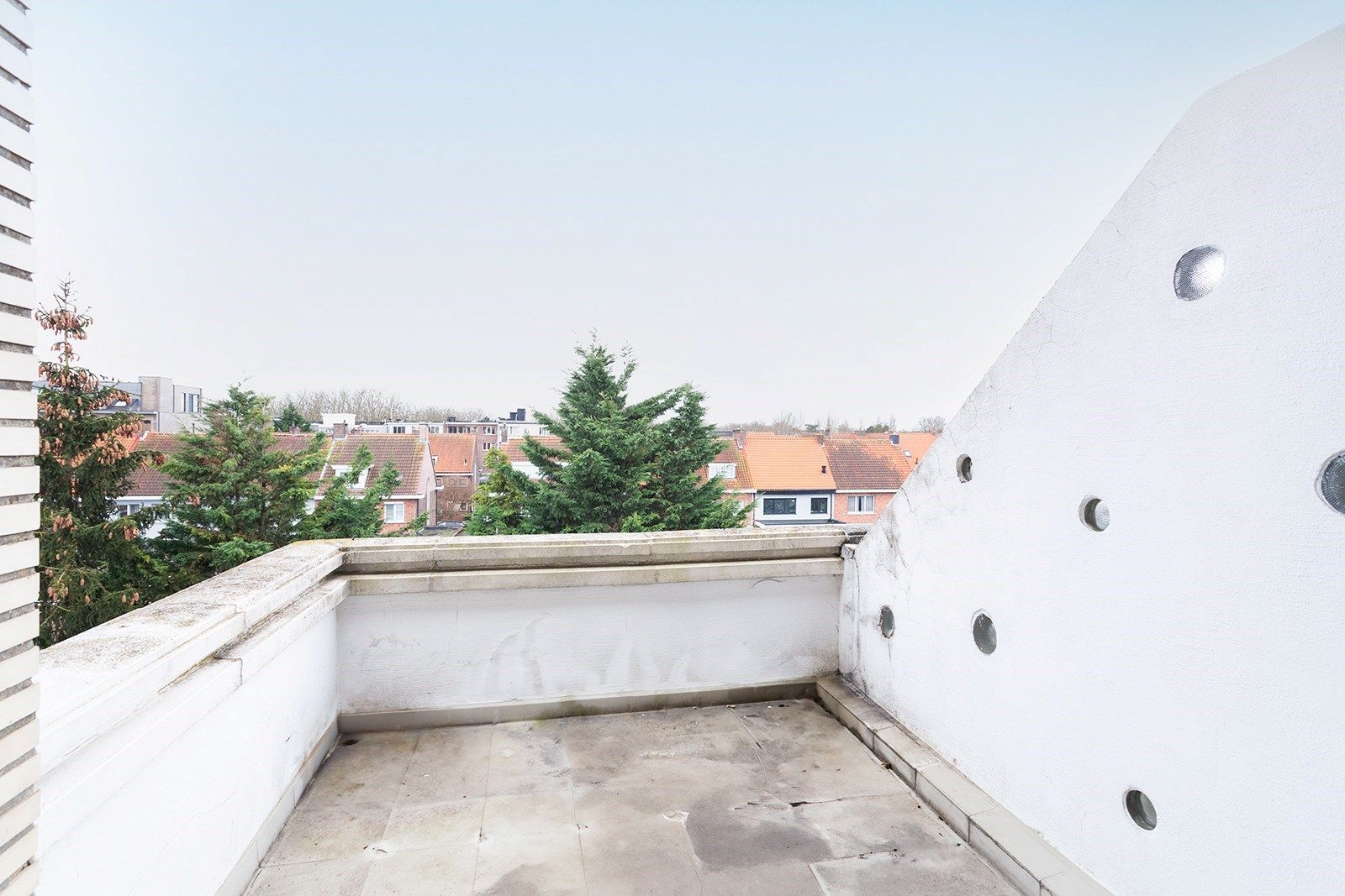 Prima onderhouden en ruim 3-slaapkamer appartement (115 m²)!  foto 16