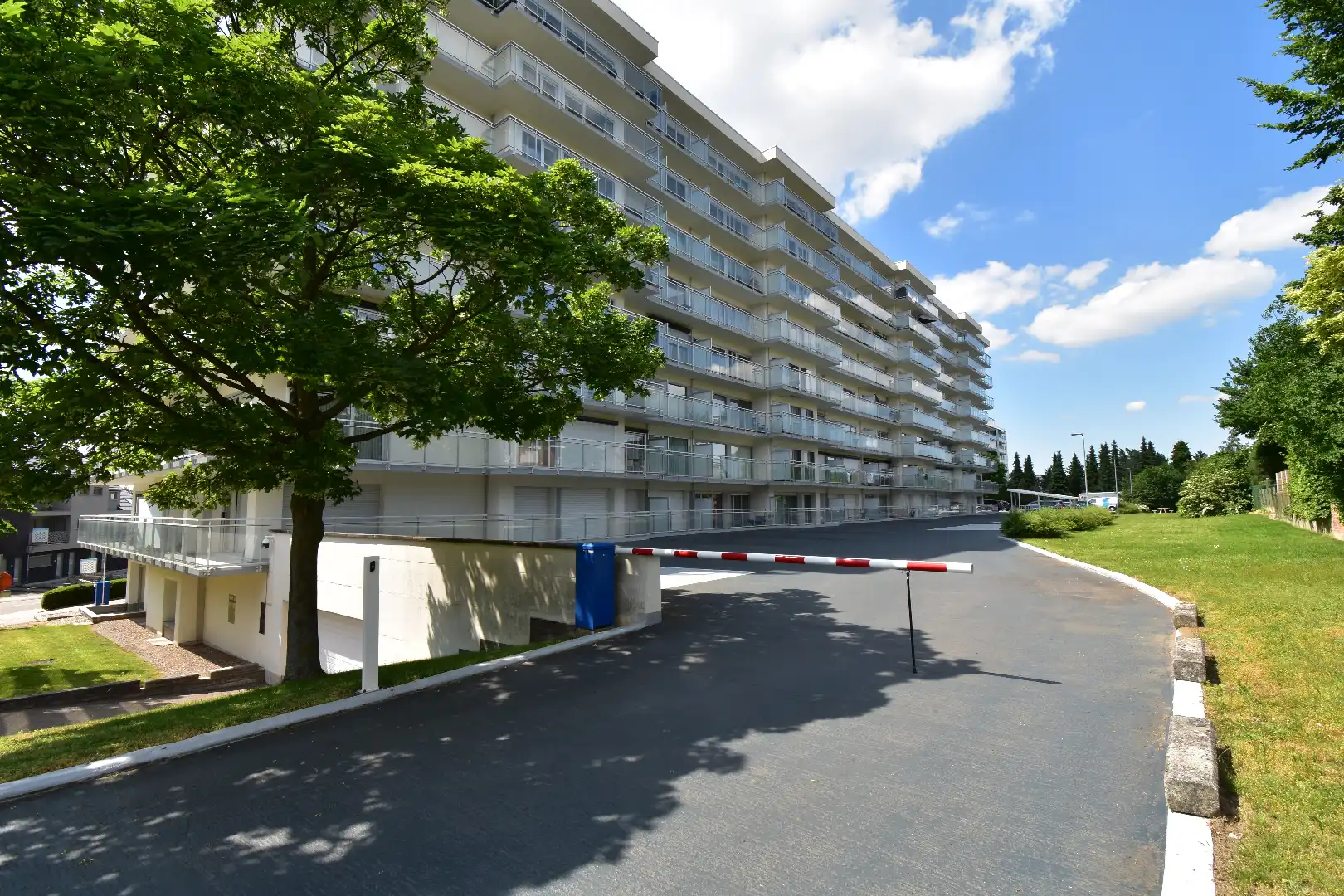 HEVERLEE Staanplaats in openlucht foto 3