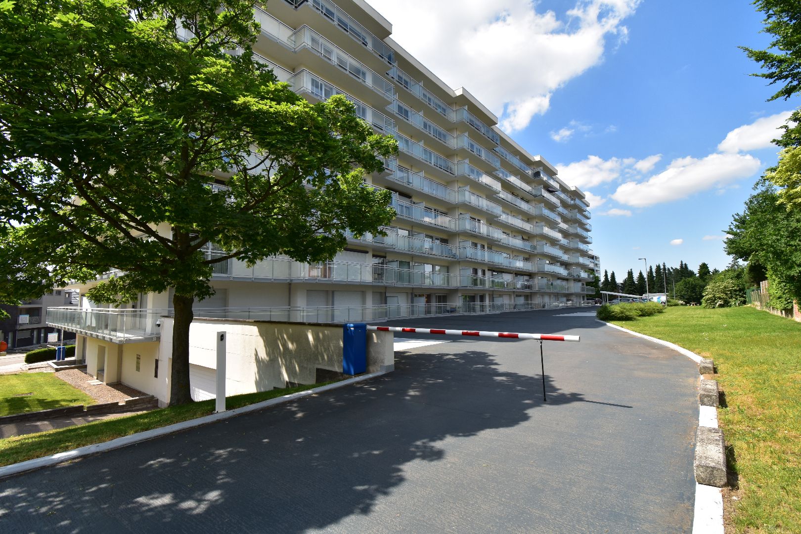 HEVERLEE Staanplaats in openlucht foto 3