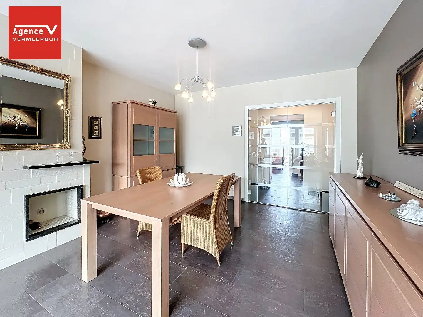 Lichtrijk en centraal gelegen 2-slkr appartement met lateraal parkzicht!  foto 10