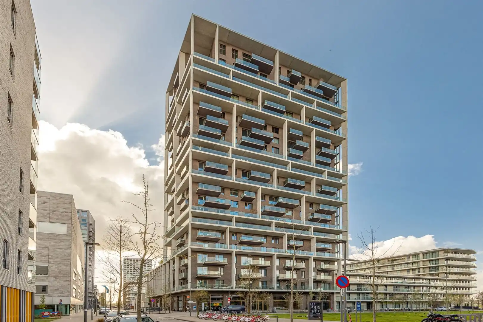 Wonen met prachtige panorama's en XXL-terrassen foto 31