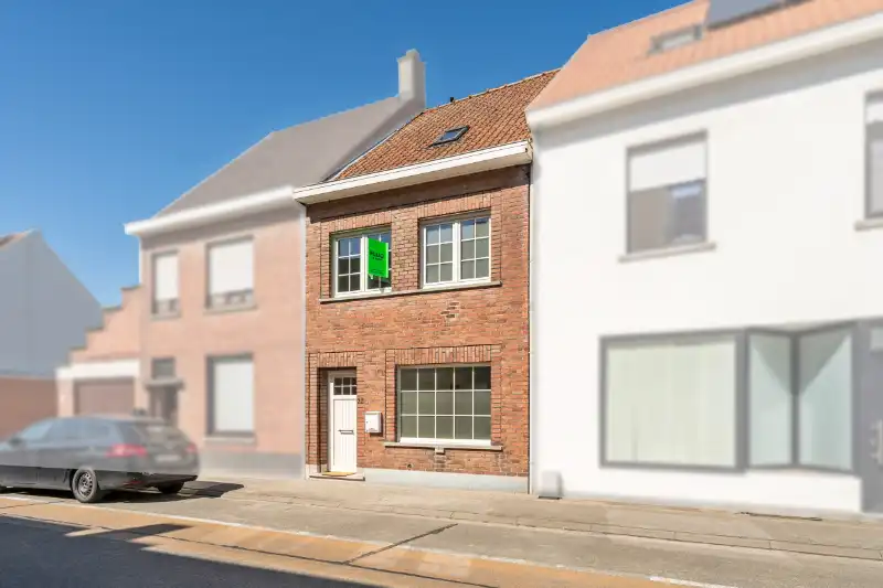 Gerenoveerde woning te centrum Kuurne foto {{pictureIndex}}