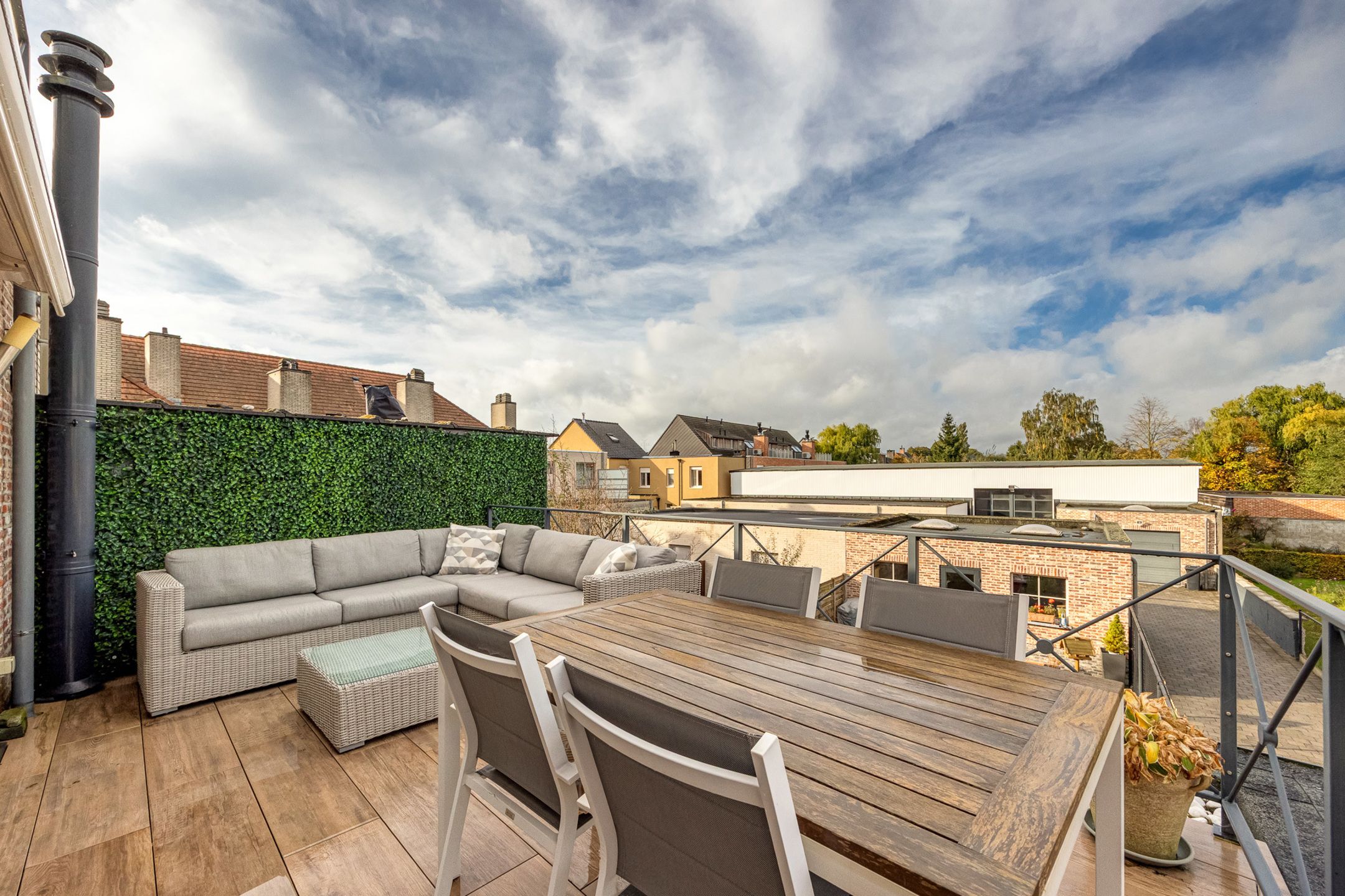 Volledig instapklaar duplex appartement met terras & garage foto 9