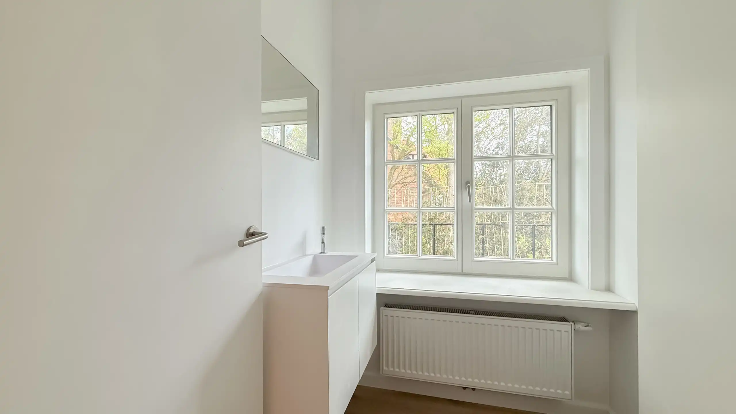 Stijlvolle halfopen villa met zonnige tuin in het Zoute foto 21