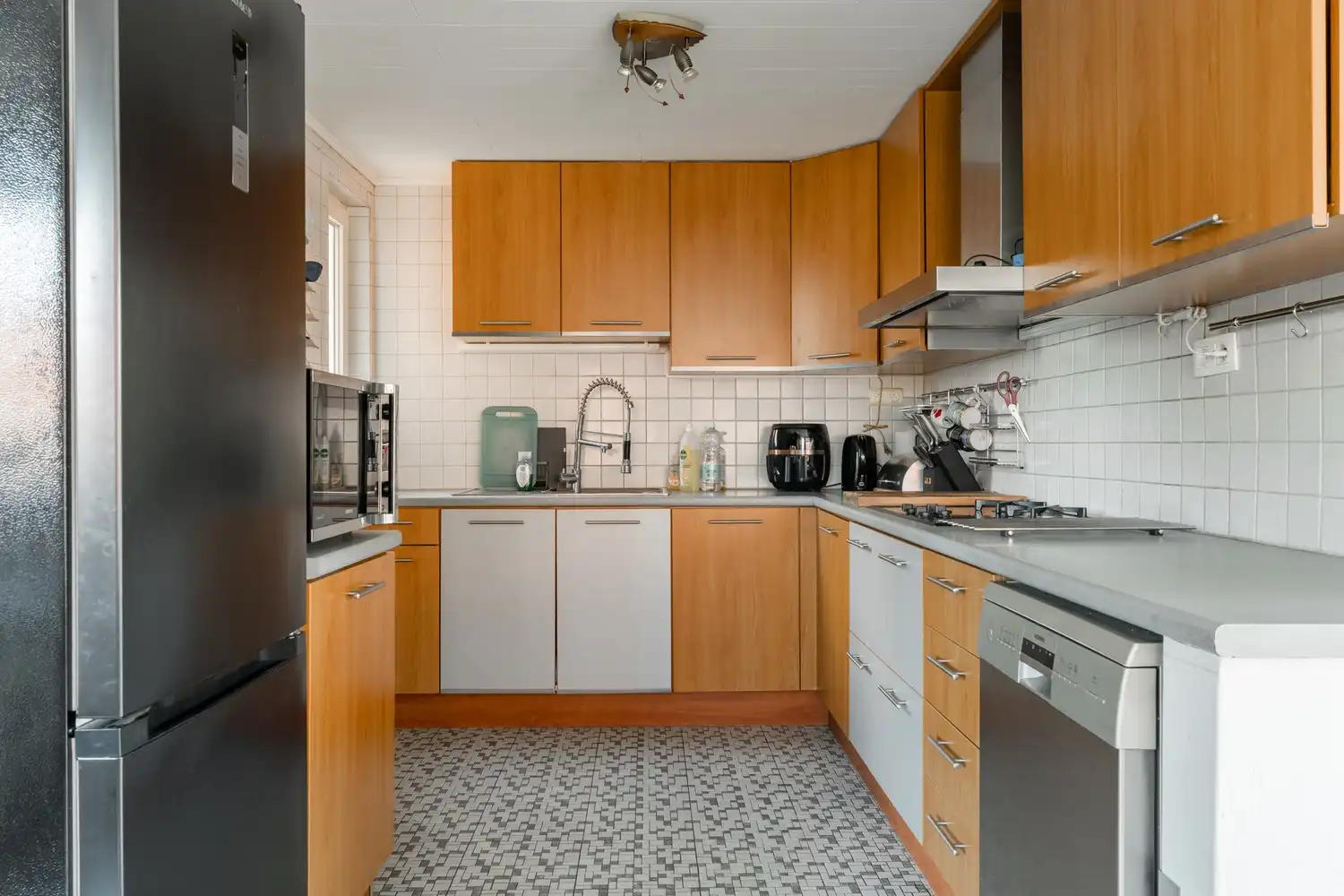 Leuke op te frissen woning 3 SLK woning in een doodlopende straat! foto 10