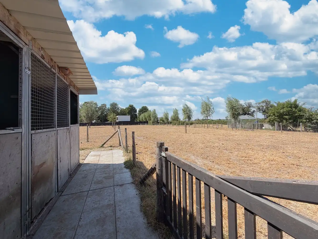 Unieke, landelijke eigendom met weide op 4700m²!!! foto 18
