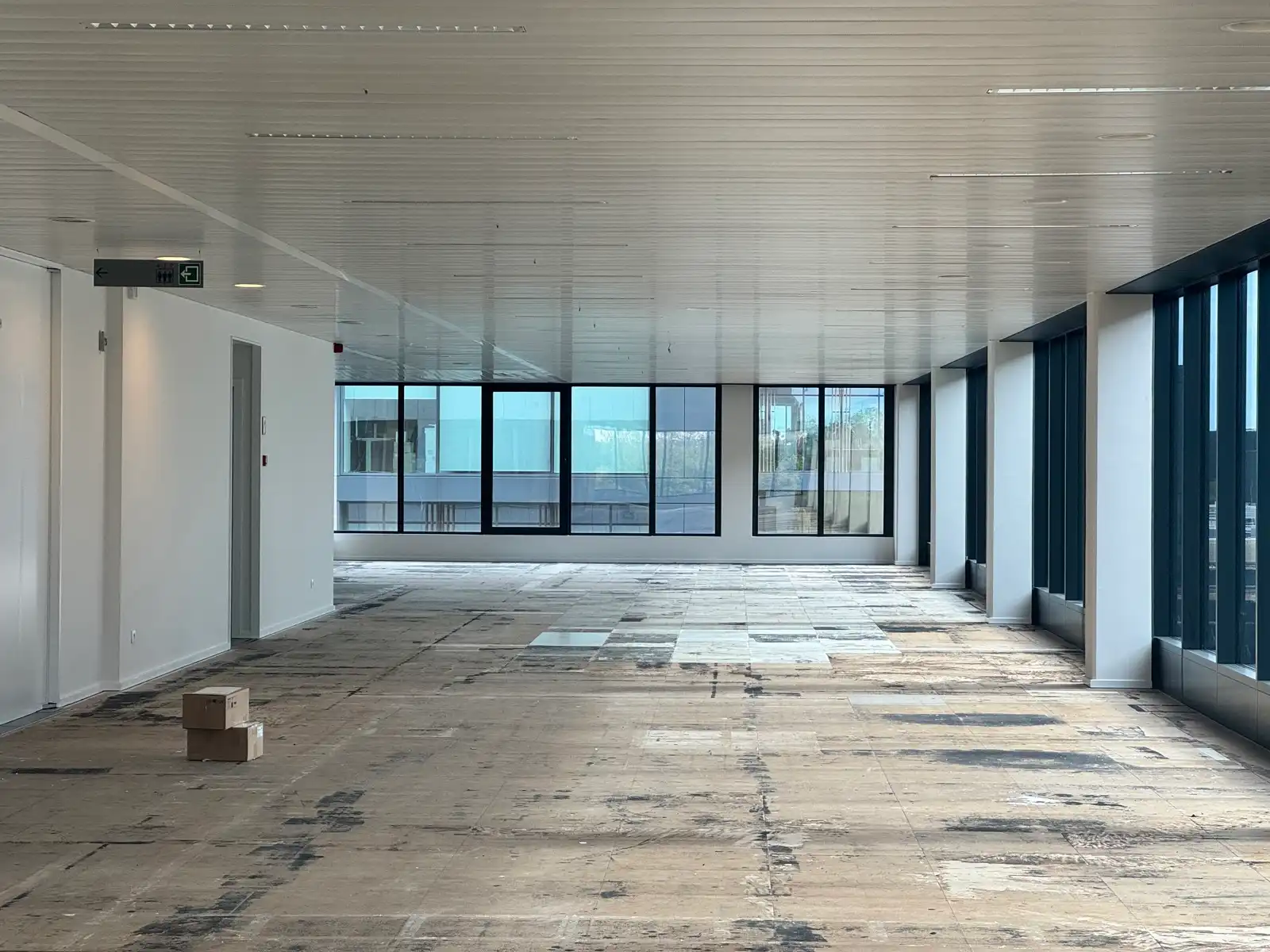 Moderne Kantoren te huur vlakbij Berchem Station foto 13