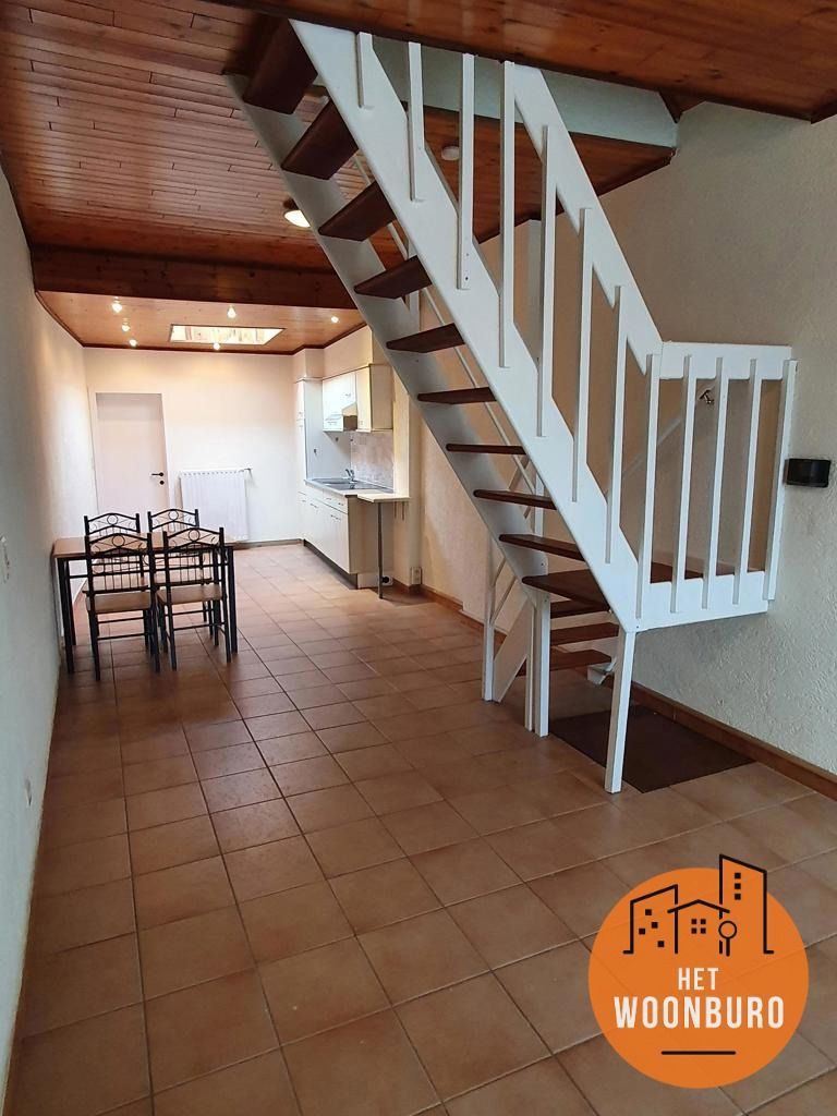 Woning (Gesloten bebouwing) met tuin foto 4