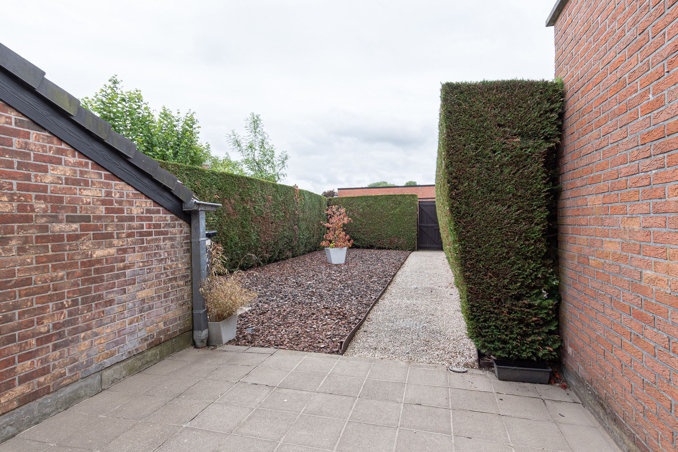 Gezellige gezinswoning in rustige wijk met uitweg en garage foto 21