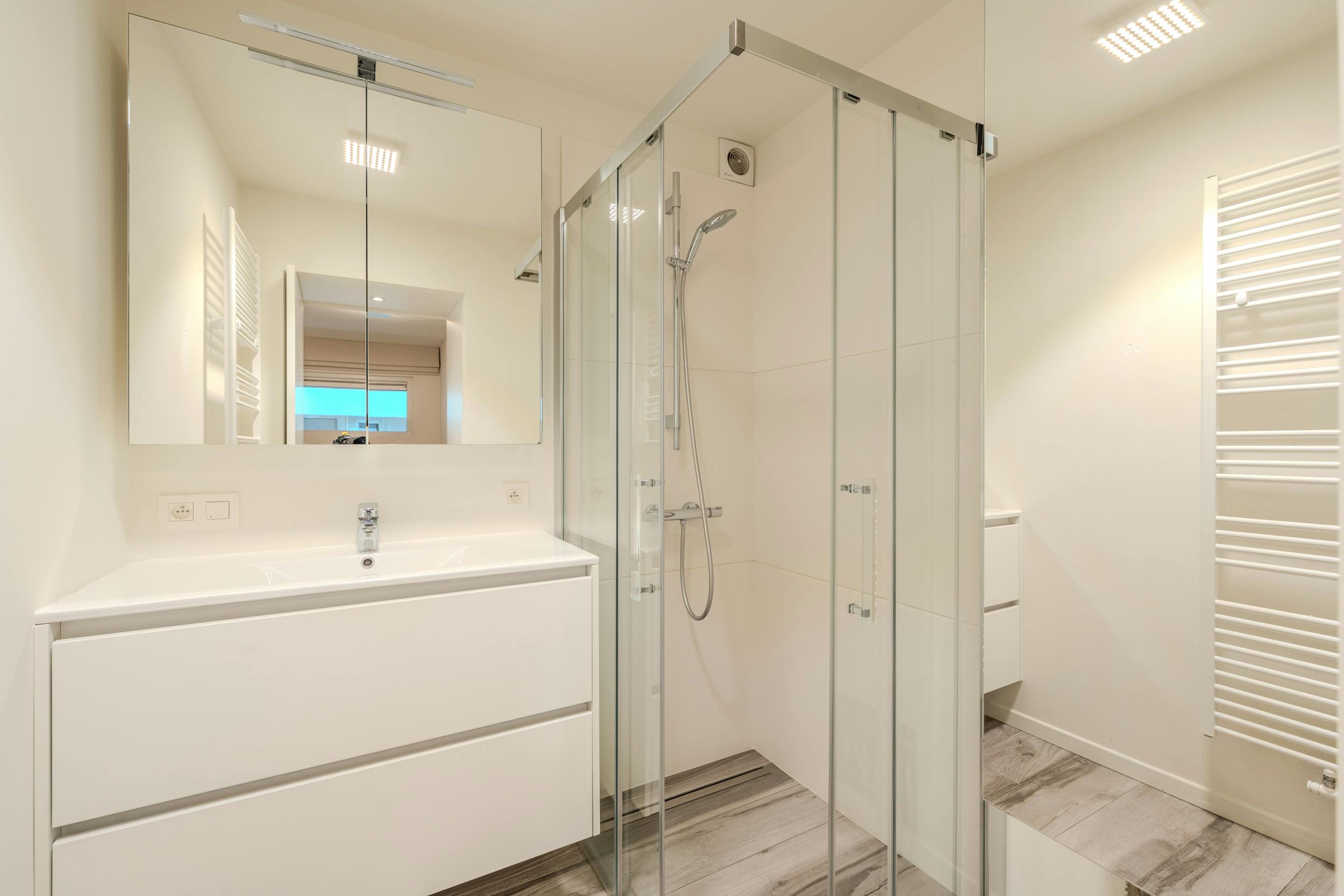 Prachtig éénslaapkamer appartement te koop op de Zeedijk te Middelkerke! foto 14