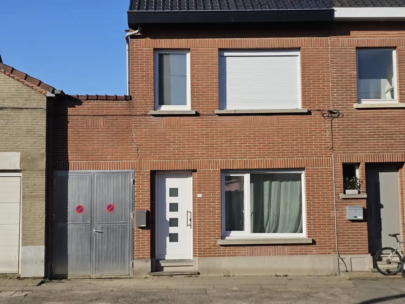 Gerenoveerde woning met 5 slaapkamers en tuin vlakbij de dorpskern foto 2