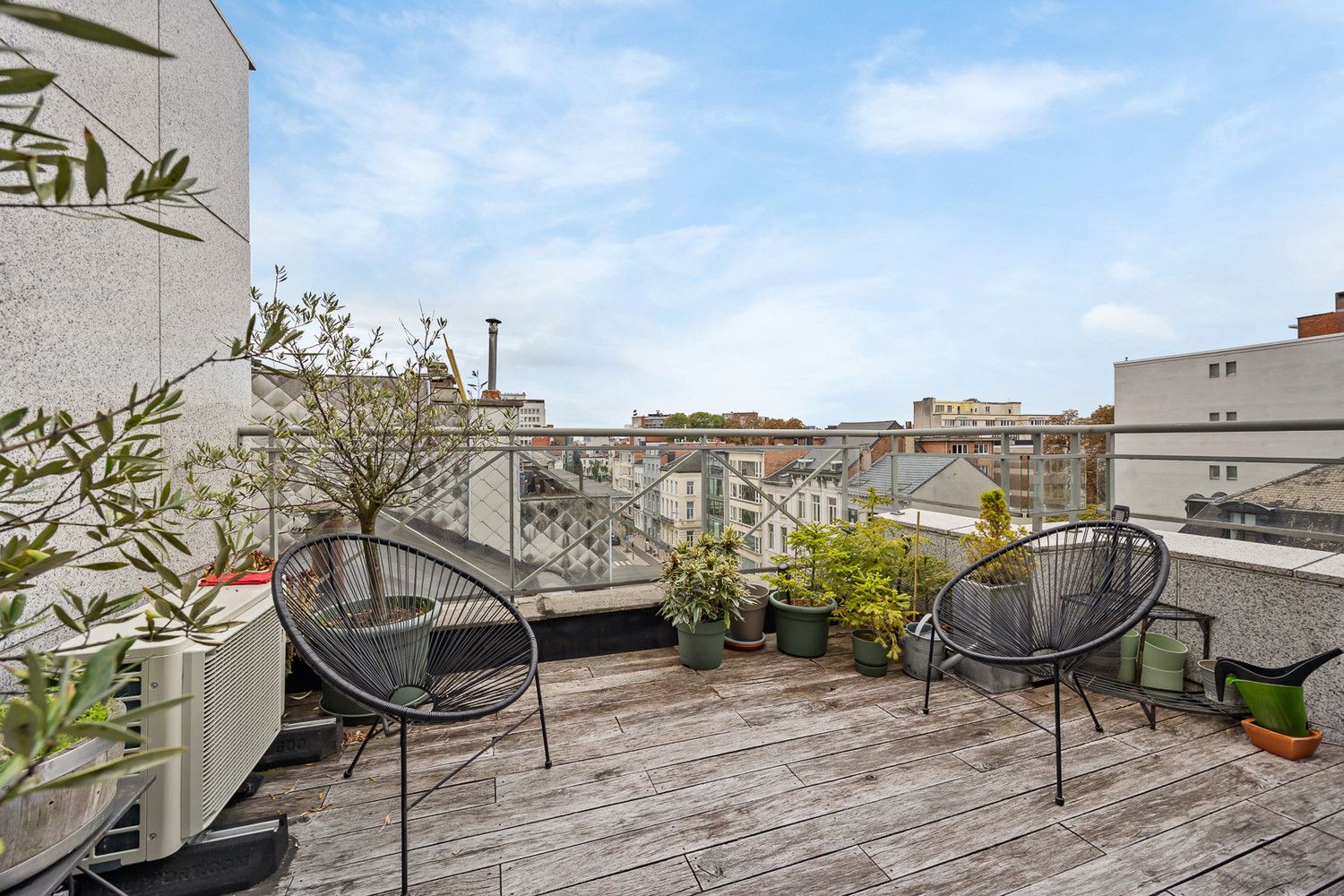 Royaal hoekappartement (ca. 260 m²) met unieke terrassen & panoramisch uitzicht over het Stadspark – optioneel 3 parkings foto 24
