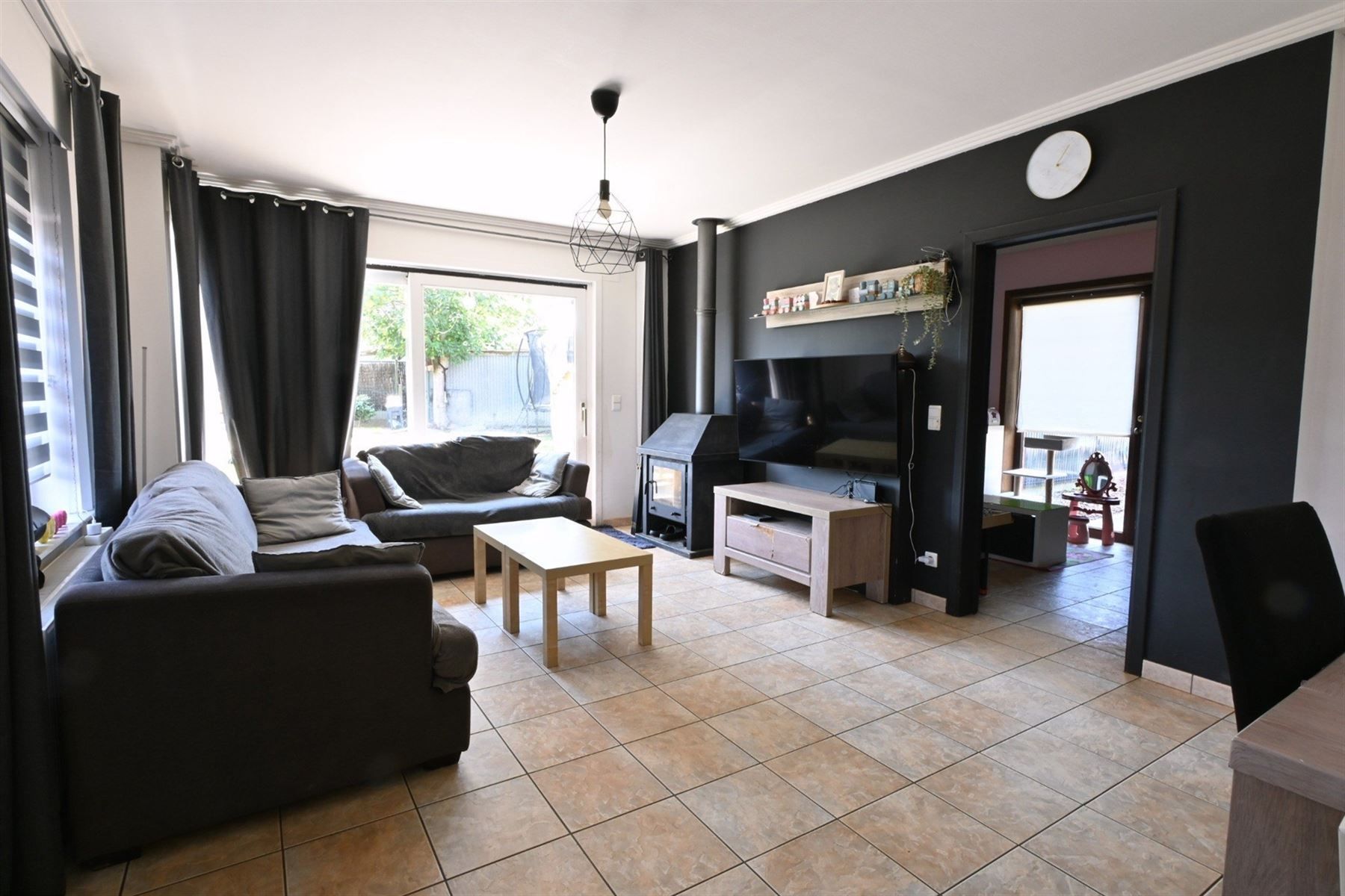 Instapklare woning met drie slaapkamers op 485 m² foto 4