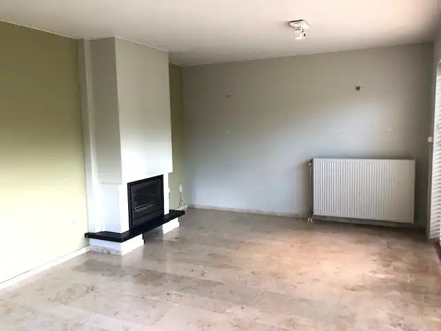 ALLEENSTAANDE WONING MET 3 SLAAPKAMERS foto 2