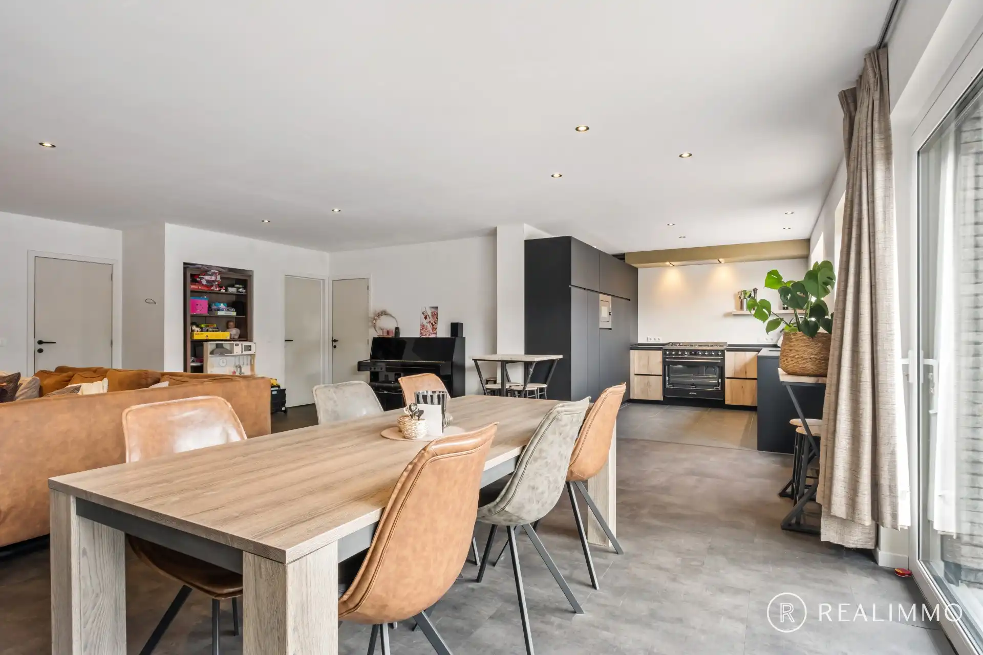 Gerenoveerde woning met 5 slaapkamers in Desselgem foto 5