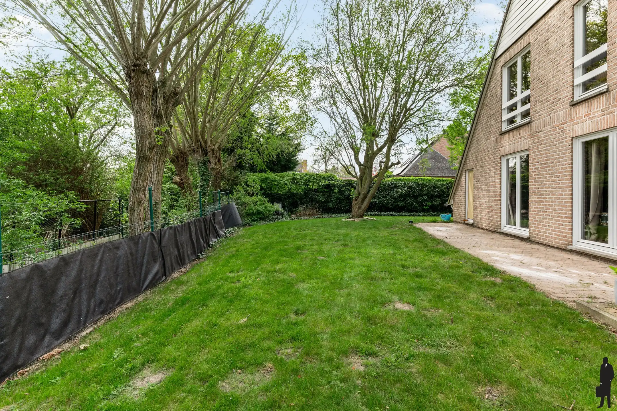 Ruime woning met 5 slpks, 2 badks en tuin met groenzicht foto 13