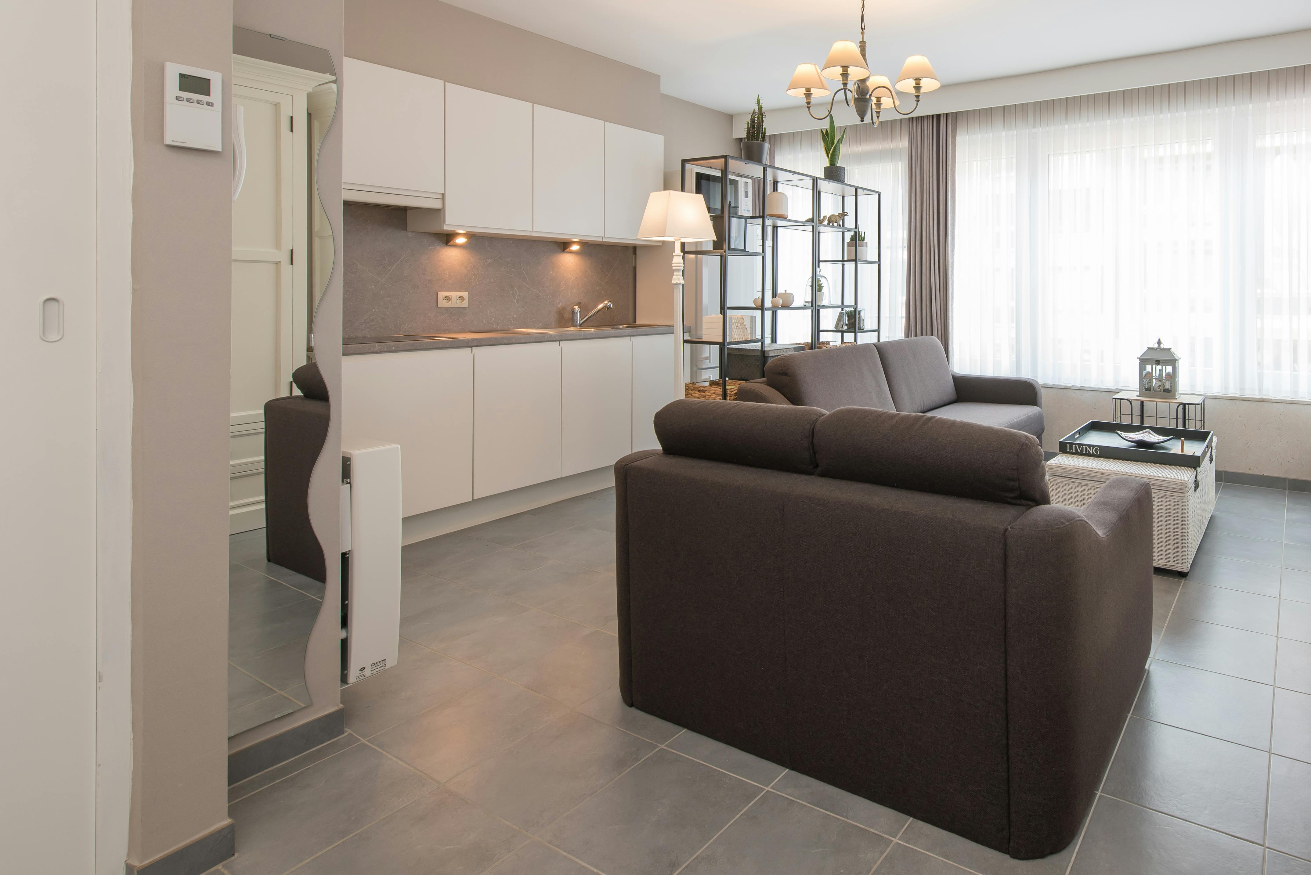 Gerenoveerde studio te koop nabij zeedijk Middelkerke foto 4