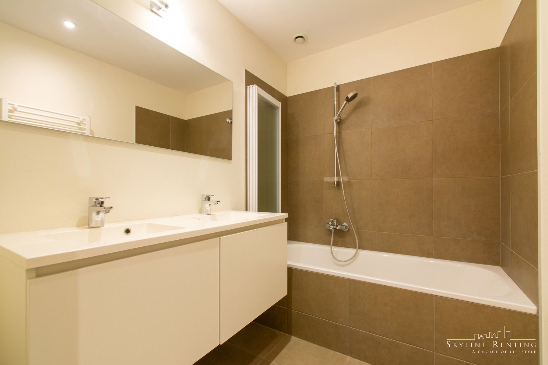 Prachtig gemeubeld appartement 2 KAMERS + TERRAS foto 12