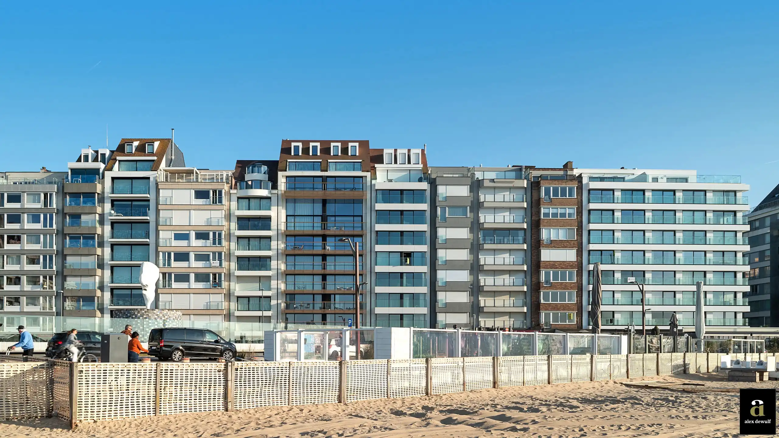 Exclusief appartement (243 m²) met 12,5 m gevelbreedte en  zeezicht – residentie “Midan” op het Rubensplein. foto 4