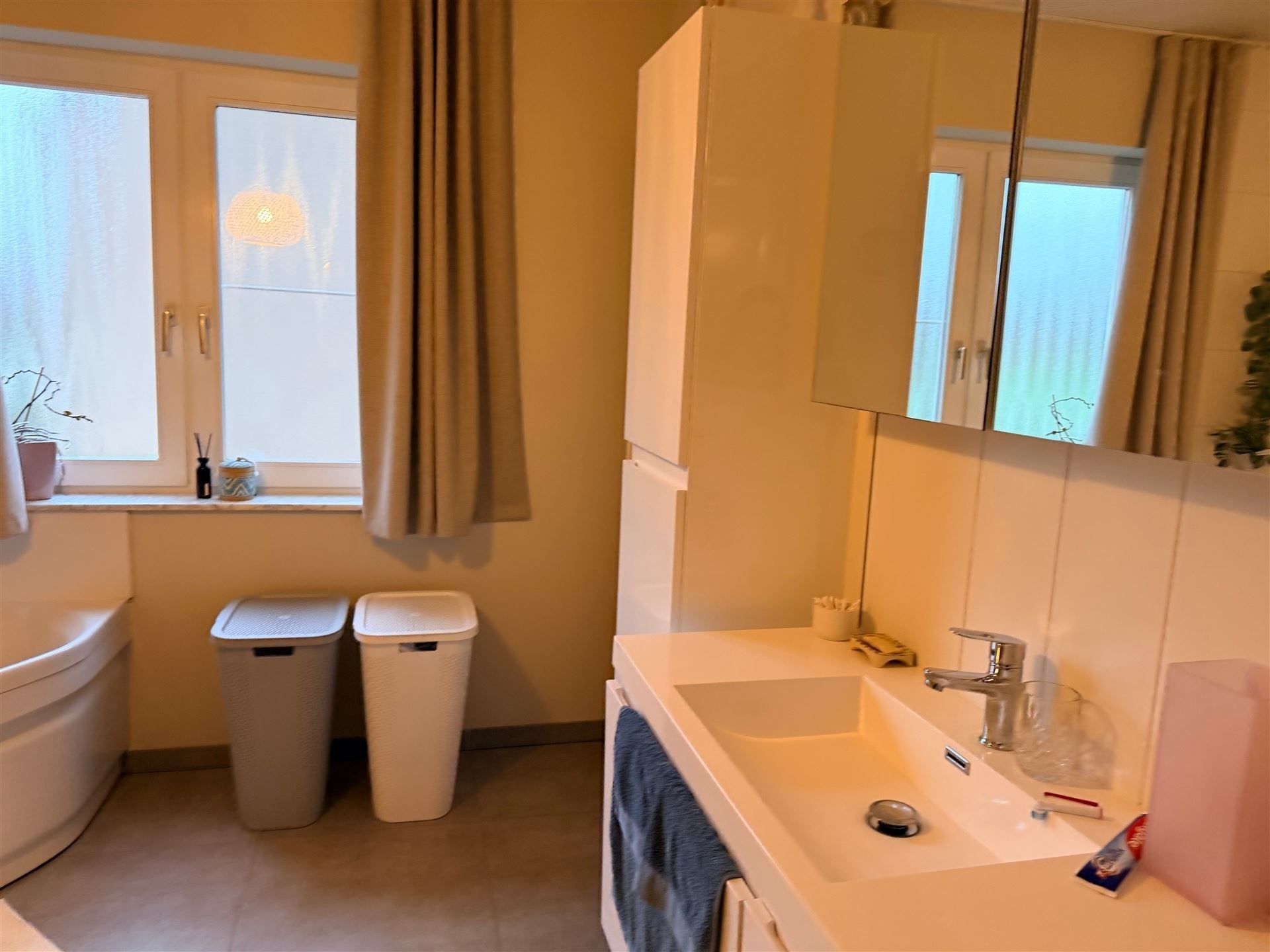 Appartement met 2 slaapkamer en terras foto 16