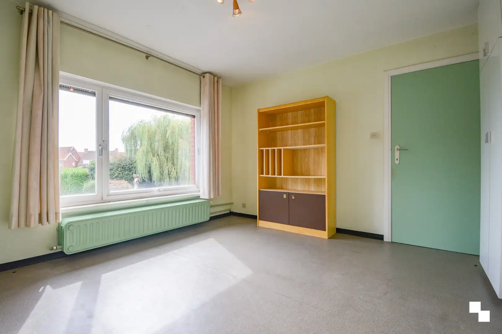 Verrassend ruime eengezinswoning met 5 slp te Roeselare foto 18