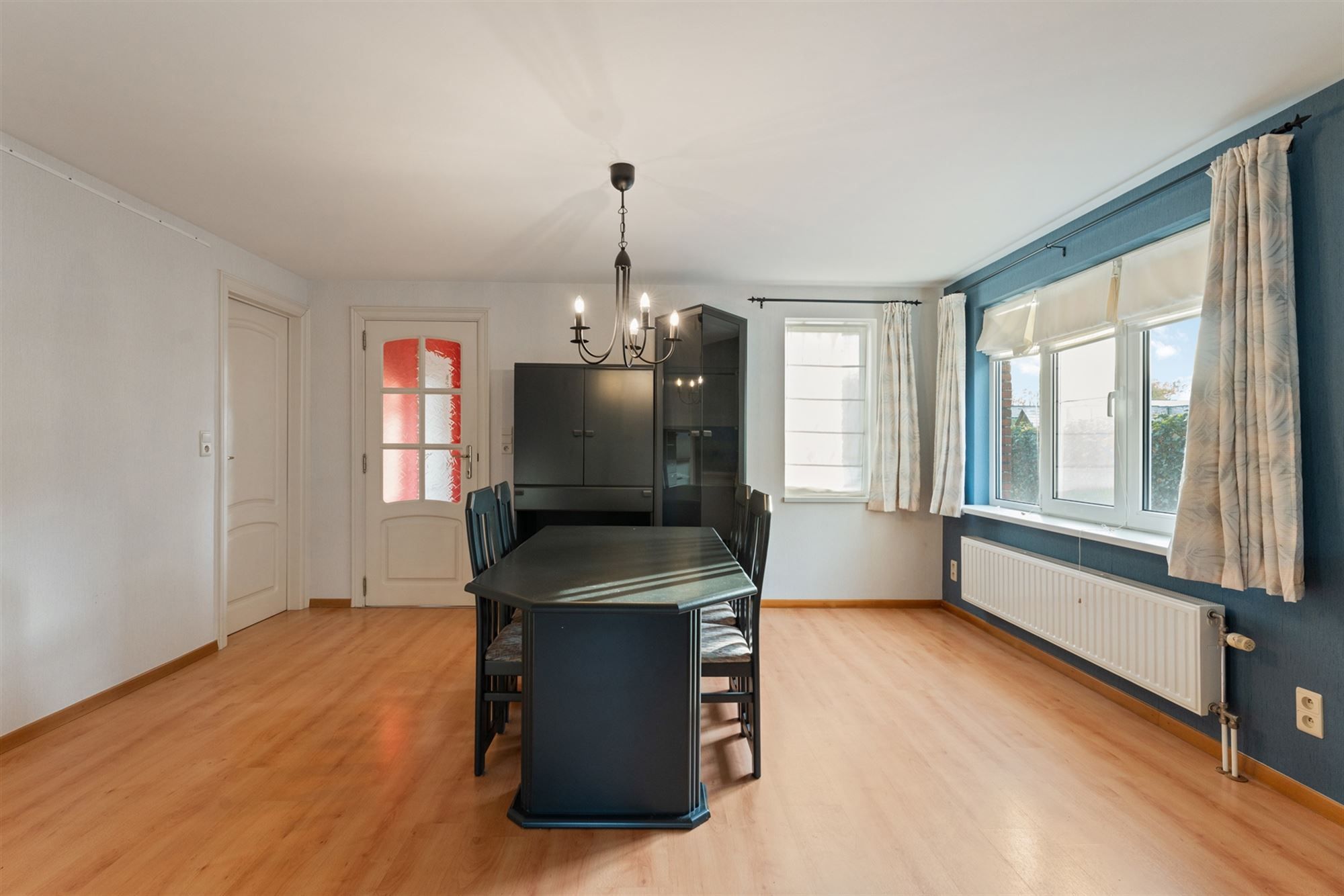 GOED ONDERHOUDEN WONING MET 2 SLAAPKAMERS RUSTIG GELEGEN OP EEN PERCEEL VAN 4A27CA TE LEOPOLDSBURG foto 6