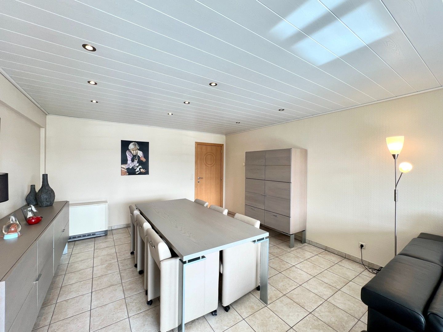 Ruim en lichtrijk appartement met 2 terrassen foto 8