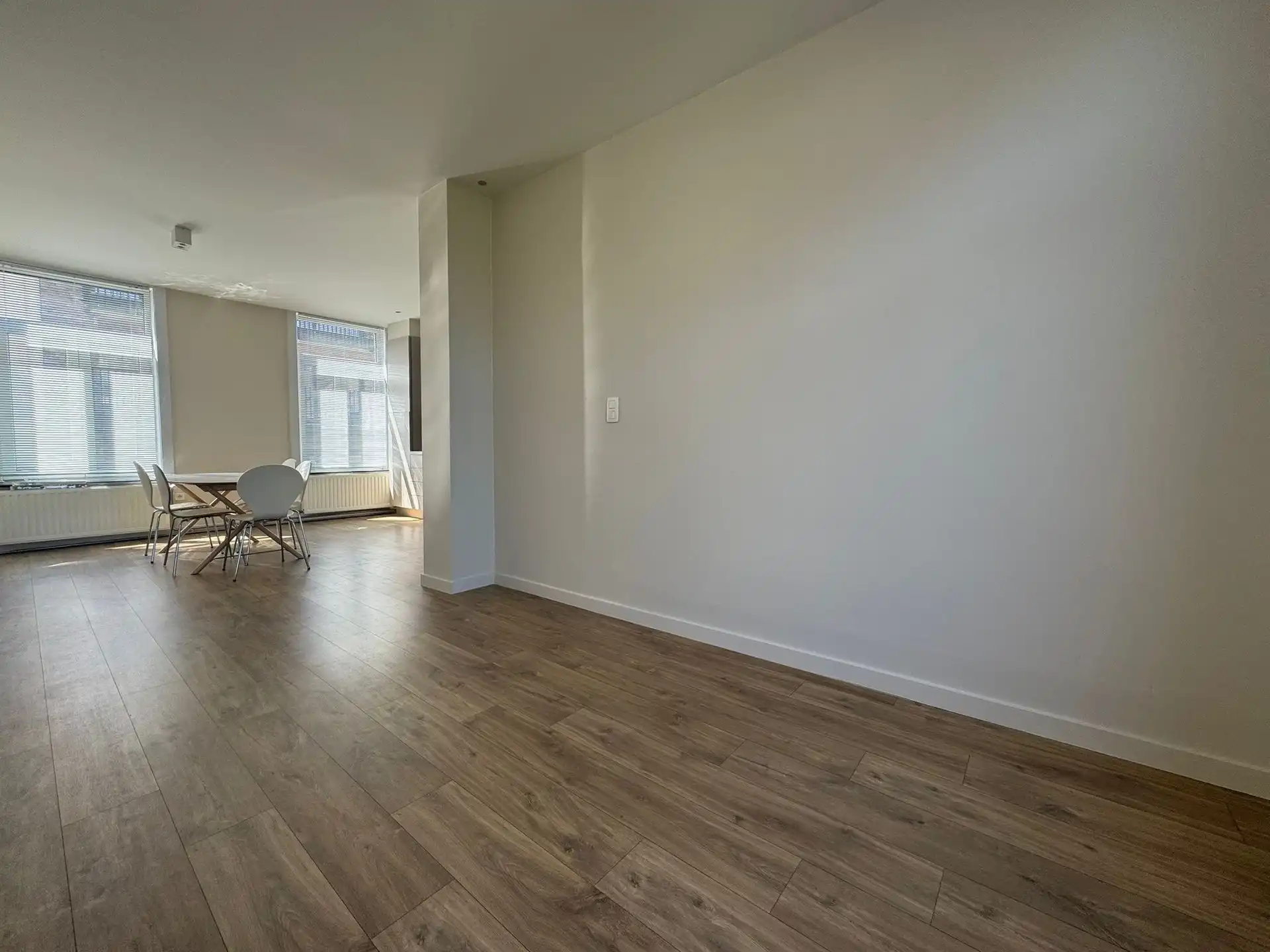 Gerenoveerde bel-etage in het volle stadscentrum foto 9