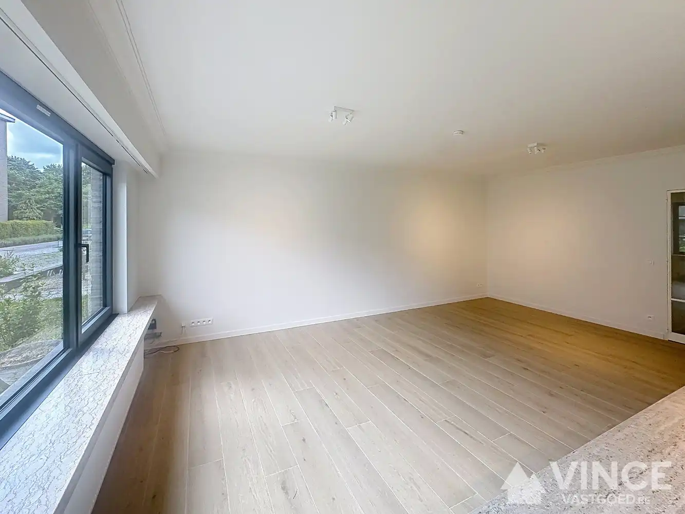 Volledig vernieuwd appartement met 3 slaapkamers foto 4