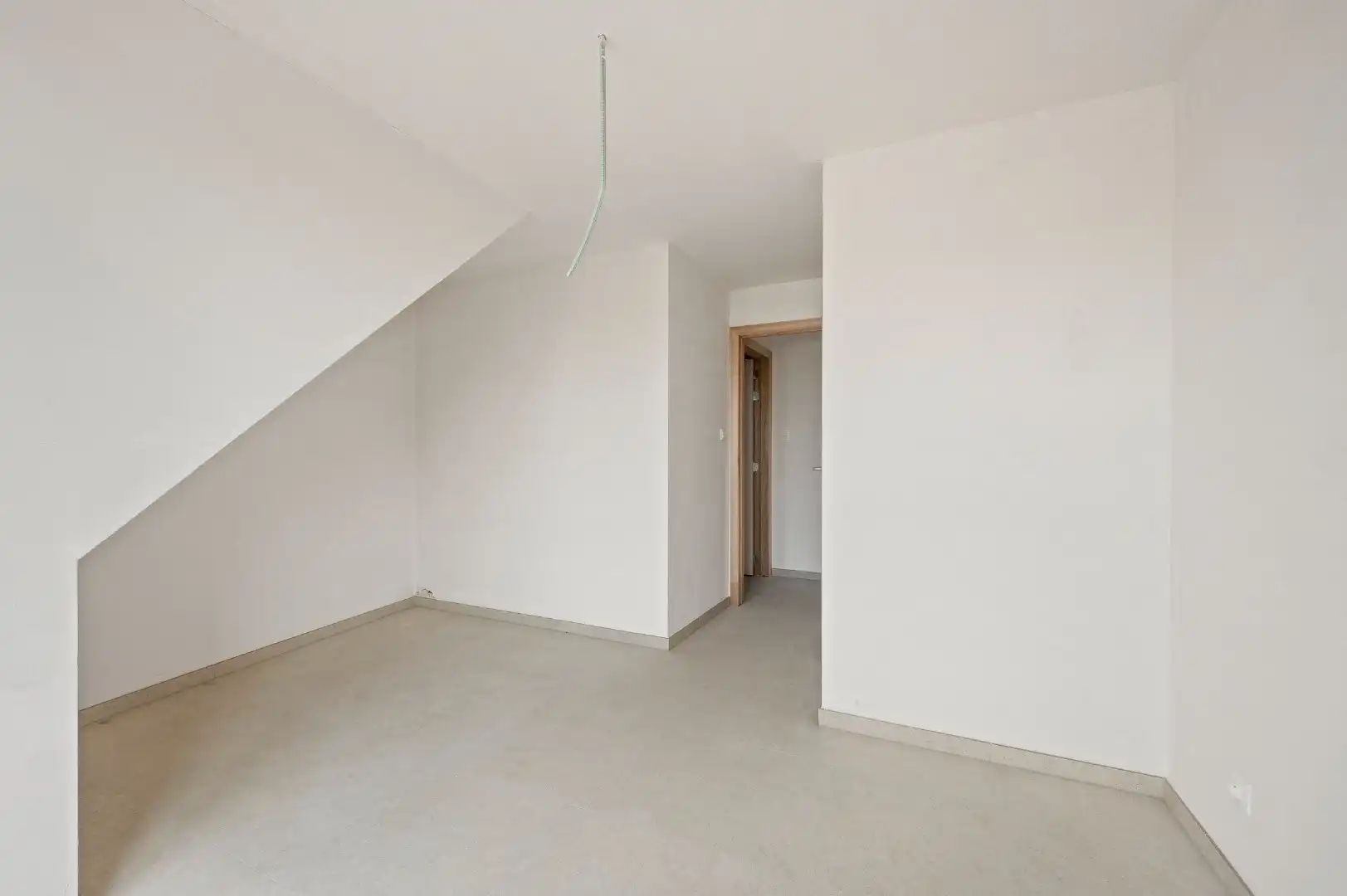 DUPLEX NIEUWBOUWAPPARTEMENT MET 2 SLPKS EN RUIM TERRAS TE GELUWE foto 20