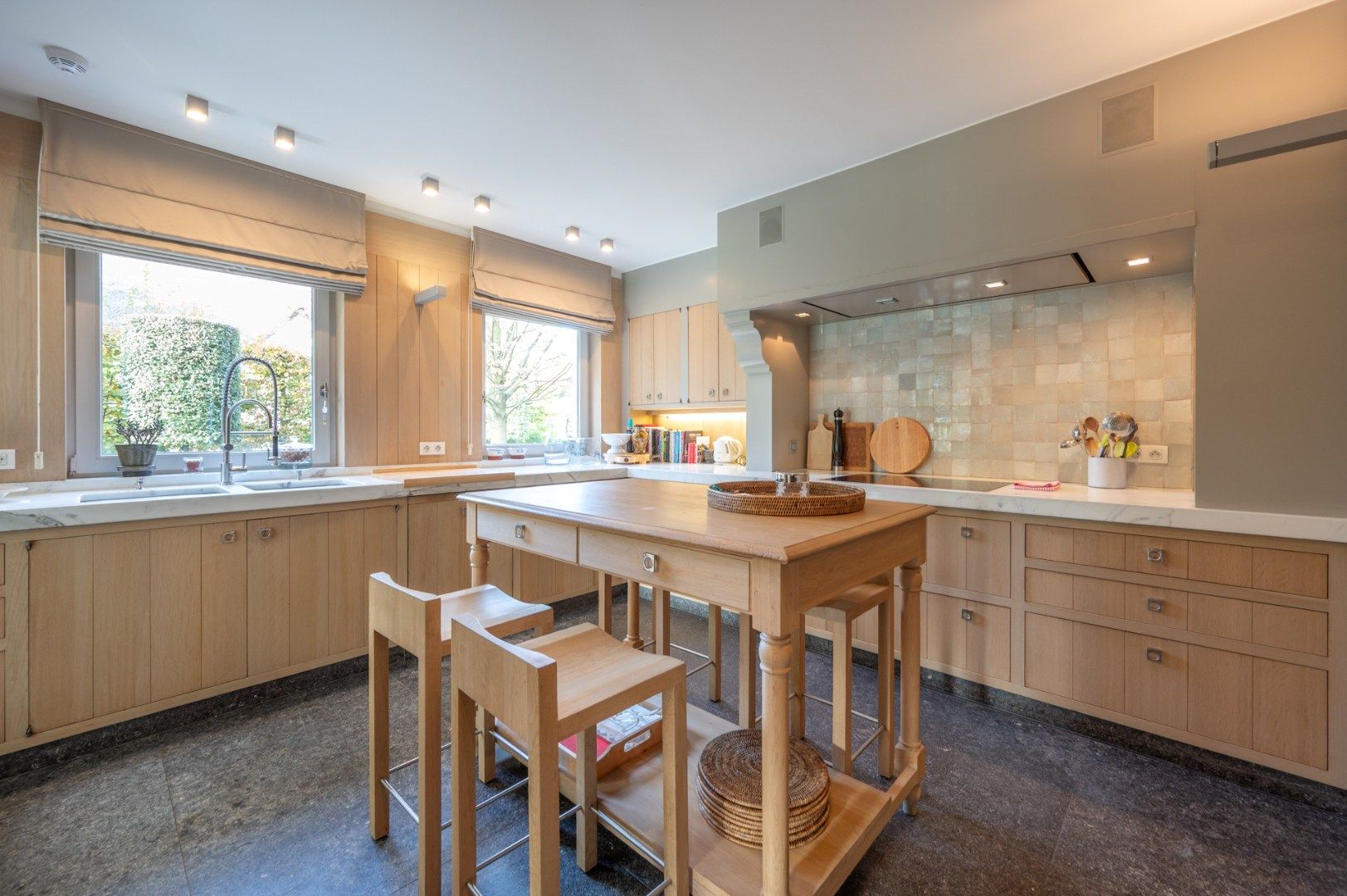 Exclusief: zeer discreet gelegen villa in een rustige omgeving in het Zoute foto 11