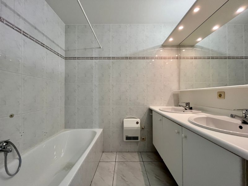Stralend hoekappartement in het hart van Oostduinkerke-bad foto 15