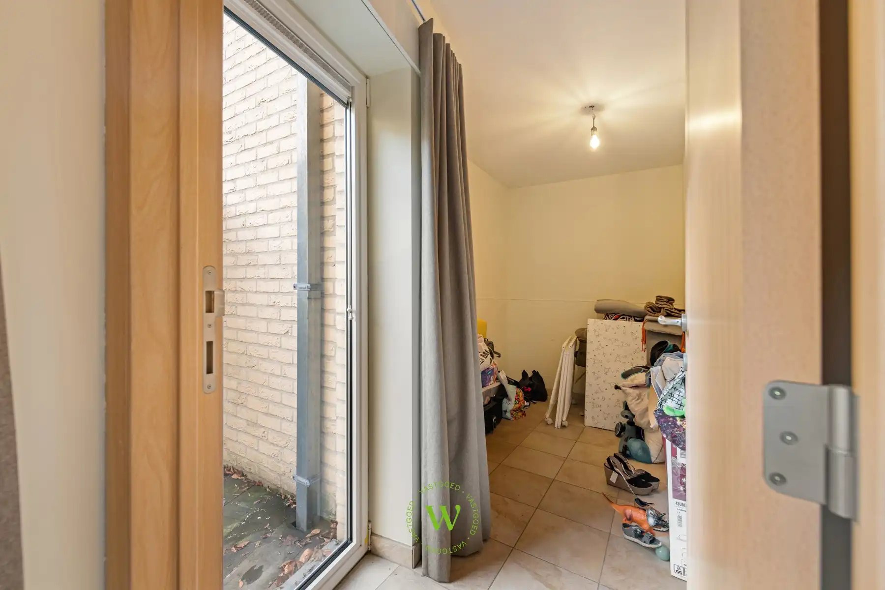 Lichtrijk 2-slaapkamerappartement met zicht op de vesten. foto 11