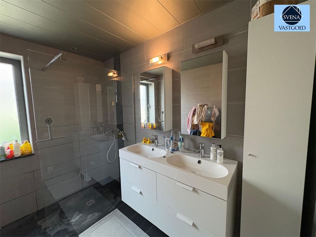 Open bebouwing met 6 kamers en 2 badkamers foto 9