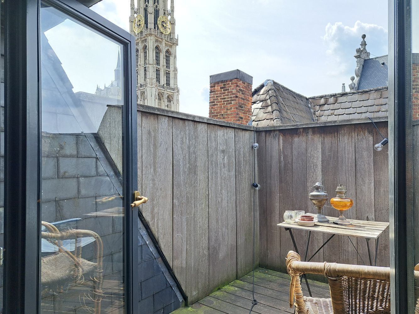 Duplex met tof terras in authentiek gebouw foto 15